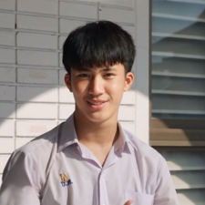 ผมเรียนคอร์สคณิตศาสตร์ประยุกต์ 1 A-Level ช่วยให้ผมอ่านได้ครบทุกประเด็น ได้มุมมองในการทำโจทย์ สามารถนำแนวคิดไปประยุกต์ใช้เองได้อีกด้วย