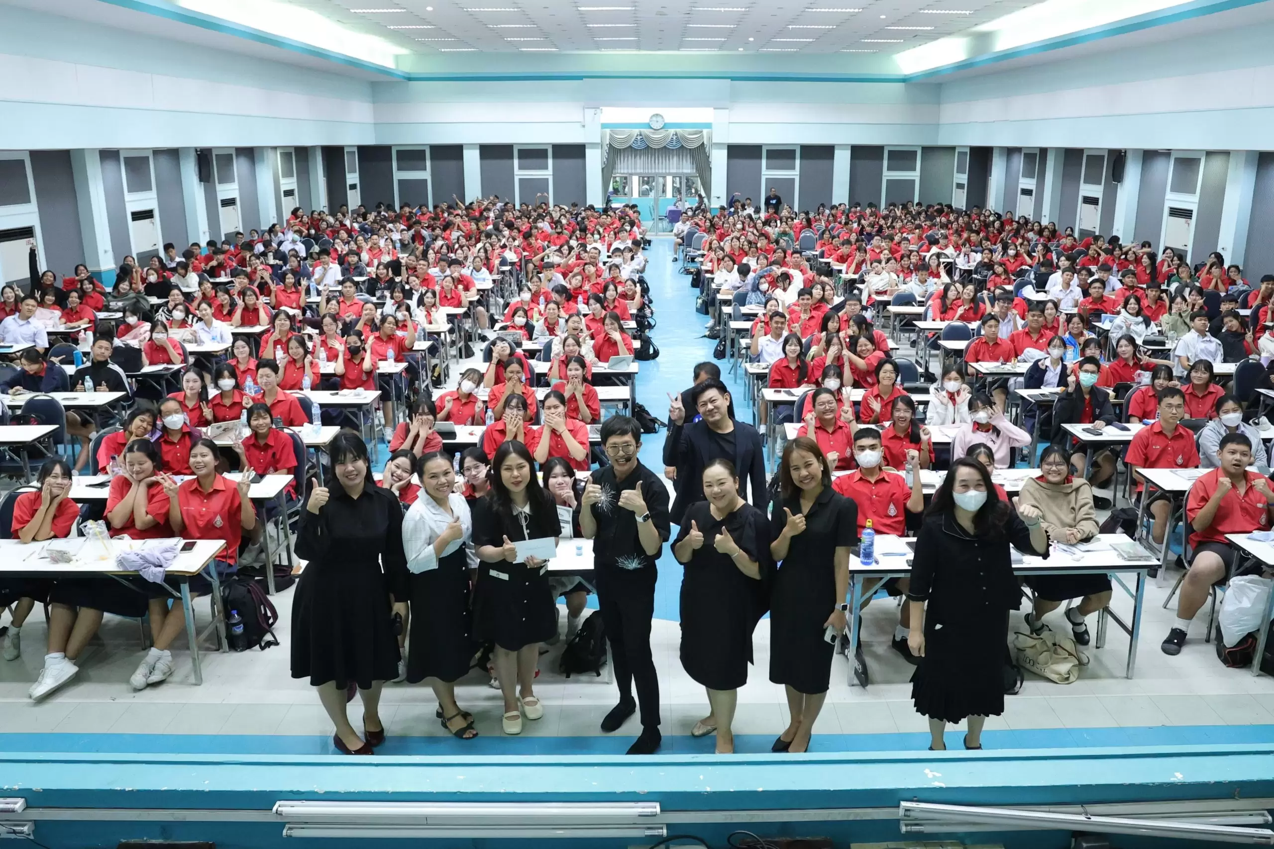 ภาพบรรยากาศกิจกรรมติววิชาภาษาไทย A-Level , TGAT PART2 & 3 และคณิตศาสตร์ประยุกต์ 1-2 ม.6 ณ โรงเรียนสตรีวิทยา 2 โดย “พี่เอ๋ , พี่ยู และพี่กอล์ฟ เดอะเบรน” - 01