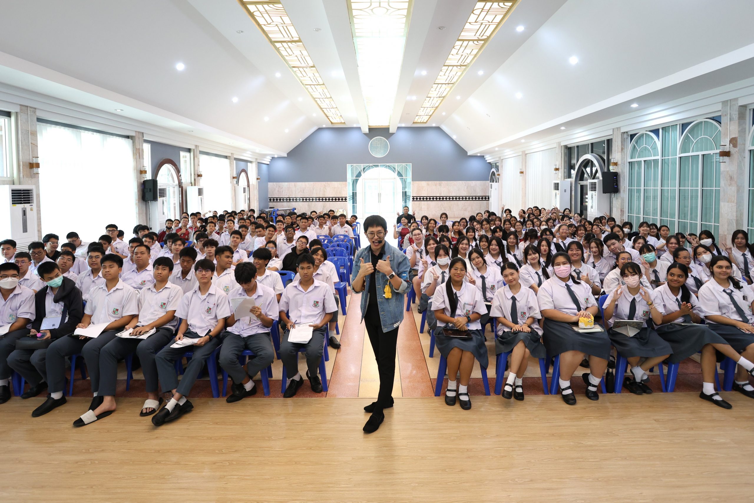 ภาพบรรยากาศกิจกรรมติว ภาษาไทย A-Level ม.6 ณ โรงเรียนสารสาสน์วิเทศบางบอน “พี่ยู - เดอะเบรน” - 01
