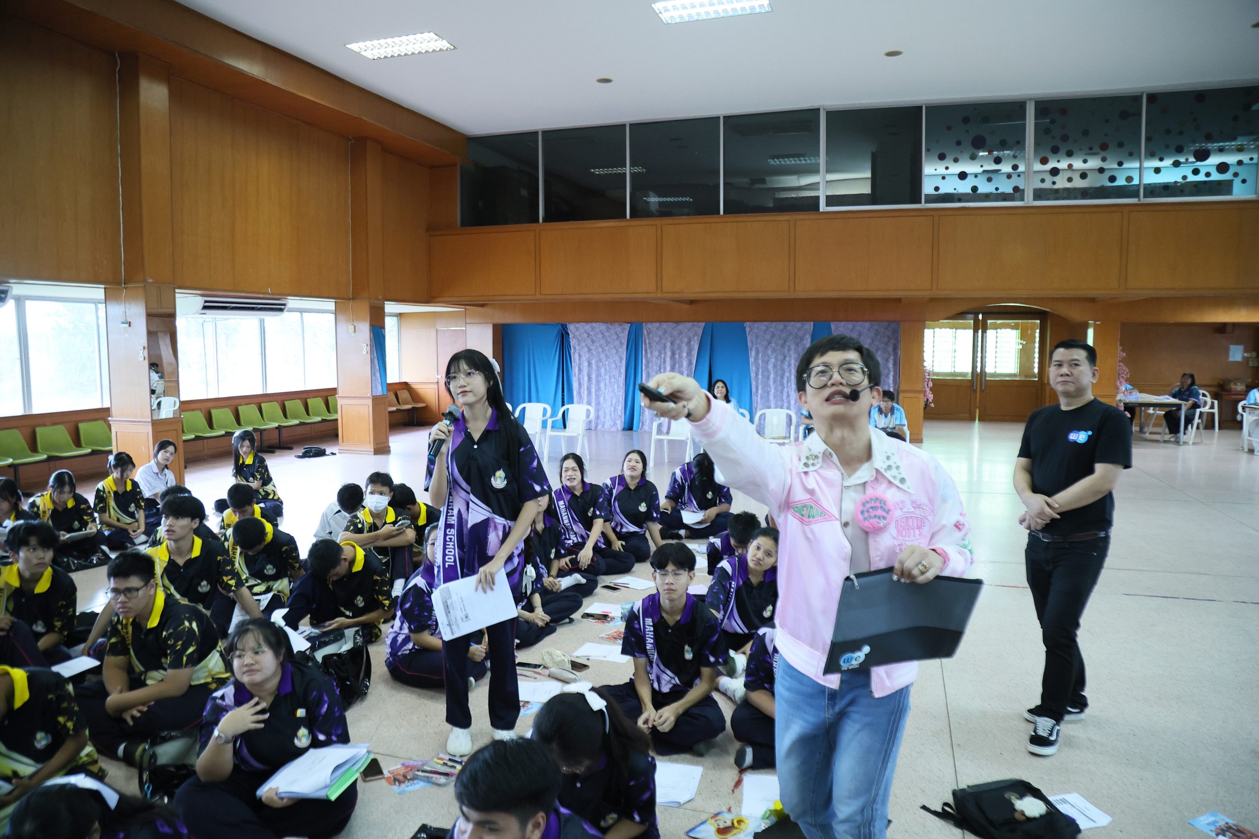 ภาพบรรยากาศกิจกรรมติว Road show TCAS ร่วมกับ BEM ณ โรงเรียนมหรรณพาราม โดย “พี่ยู - เดอะเบรน” - 05