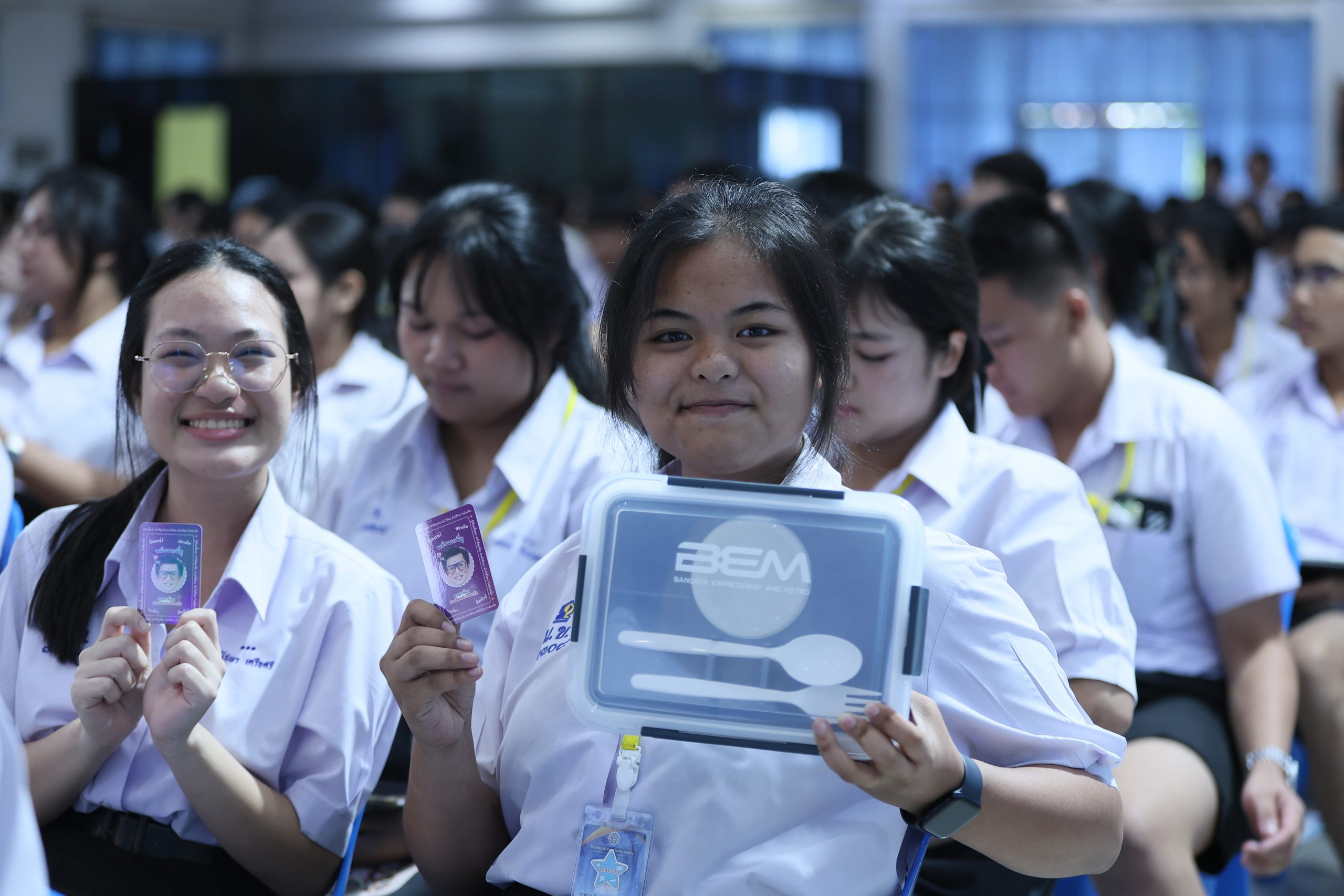 ภาพบรรยากาศกิจกรรมติว Road show TCAS ร่วมกับ BEM ณ โรงเรียนมัธยมวัดหนองแขม โดย “พี่ยู - เดอะเบรน” - 10