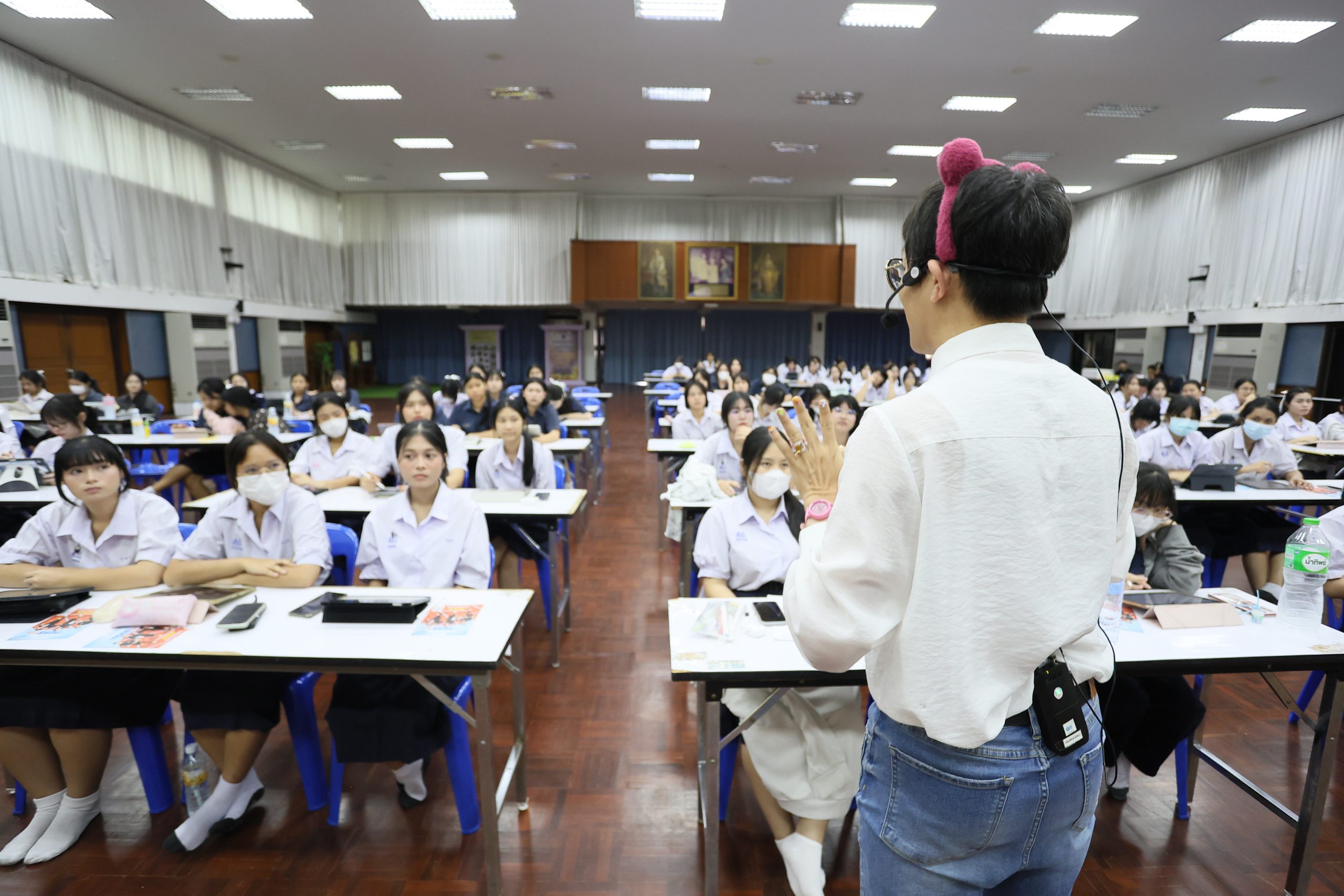 ภาพบรรยากาศกิจกรรมติว Road show TCAS ร่วมกับ BEM ณ โรงเรียนสายปัญญา ในพระบรมราชินูปถัมภ์ โดย “พี่ยู - เดอะเบรน” - 02