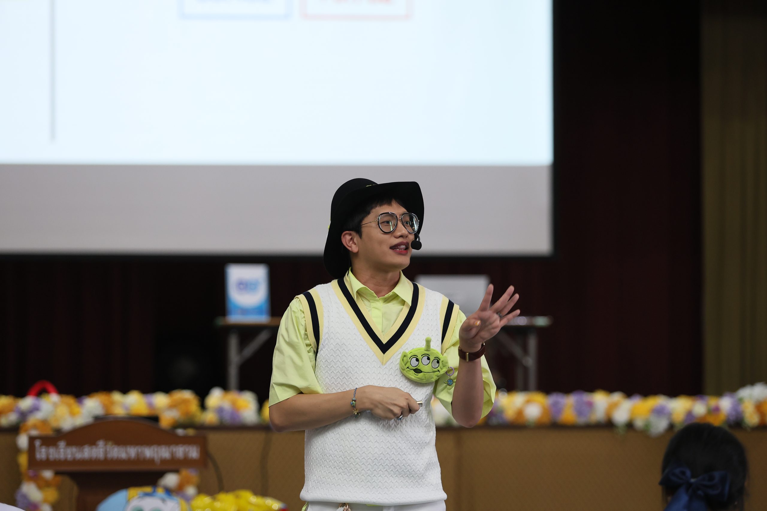 ภาพบรรยากาศกิจกรรมติว Road show TCAS ร่วมกับ BEM ณ โรงเรียนสายปัญญา ในพระบรมราชินูปถัมภ์ โดย “พี่ยู - เดอะเบรน” - 05