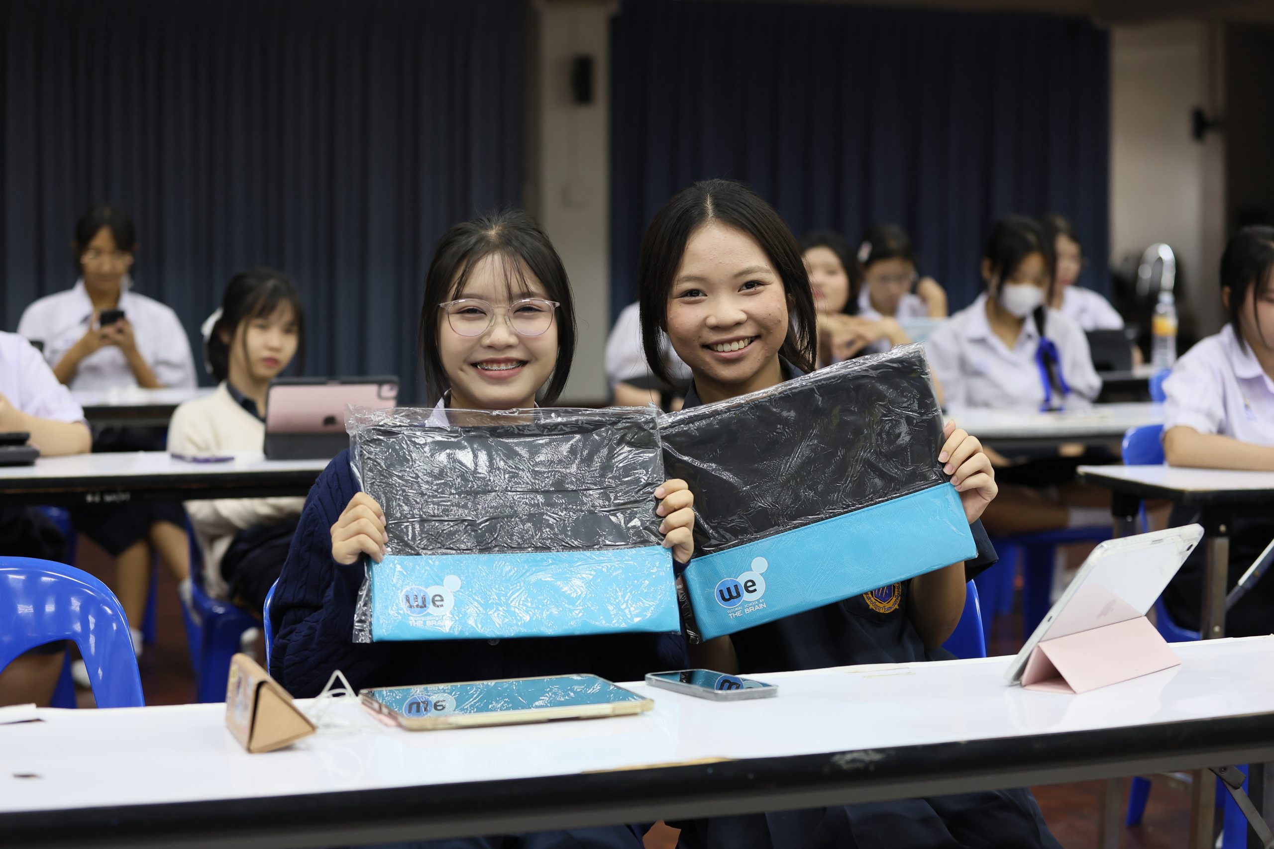 ภาพบรรยากาศกิจกรรมติว Road show TCAS ร่วมกับ BEM ณ โรงเรียนสายปัญญา ในพระบรมราชินูปถัมภ์ โดย “พี่ยู - เดอะเบรน” - 06
