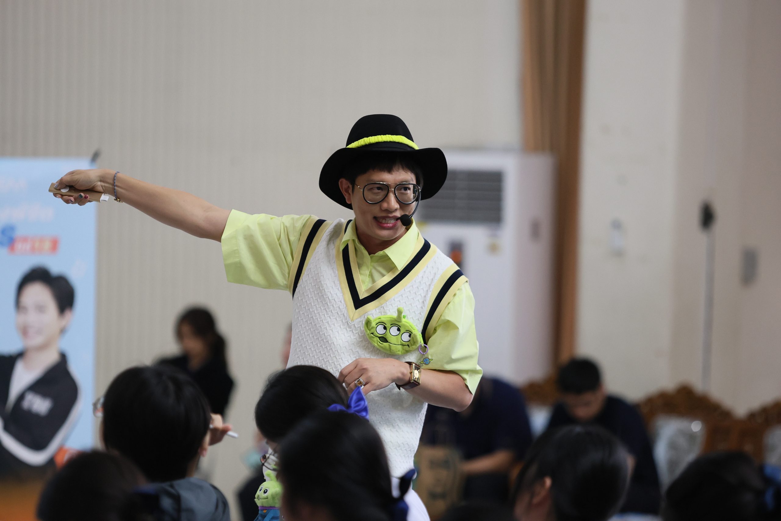 ภาพบรรยากาศกิจกรรมติว Road show TCAS ร่วมกับ BEM ณ โรงเรียนสายปัญญา ในพระบรมราชินูปถัมภ์ โดย “พี่ยู - เดอะเบรน” - 10