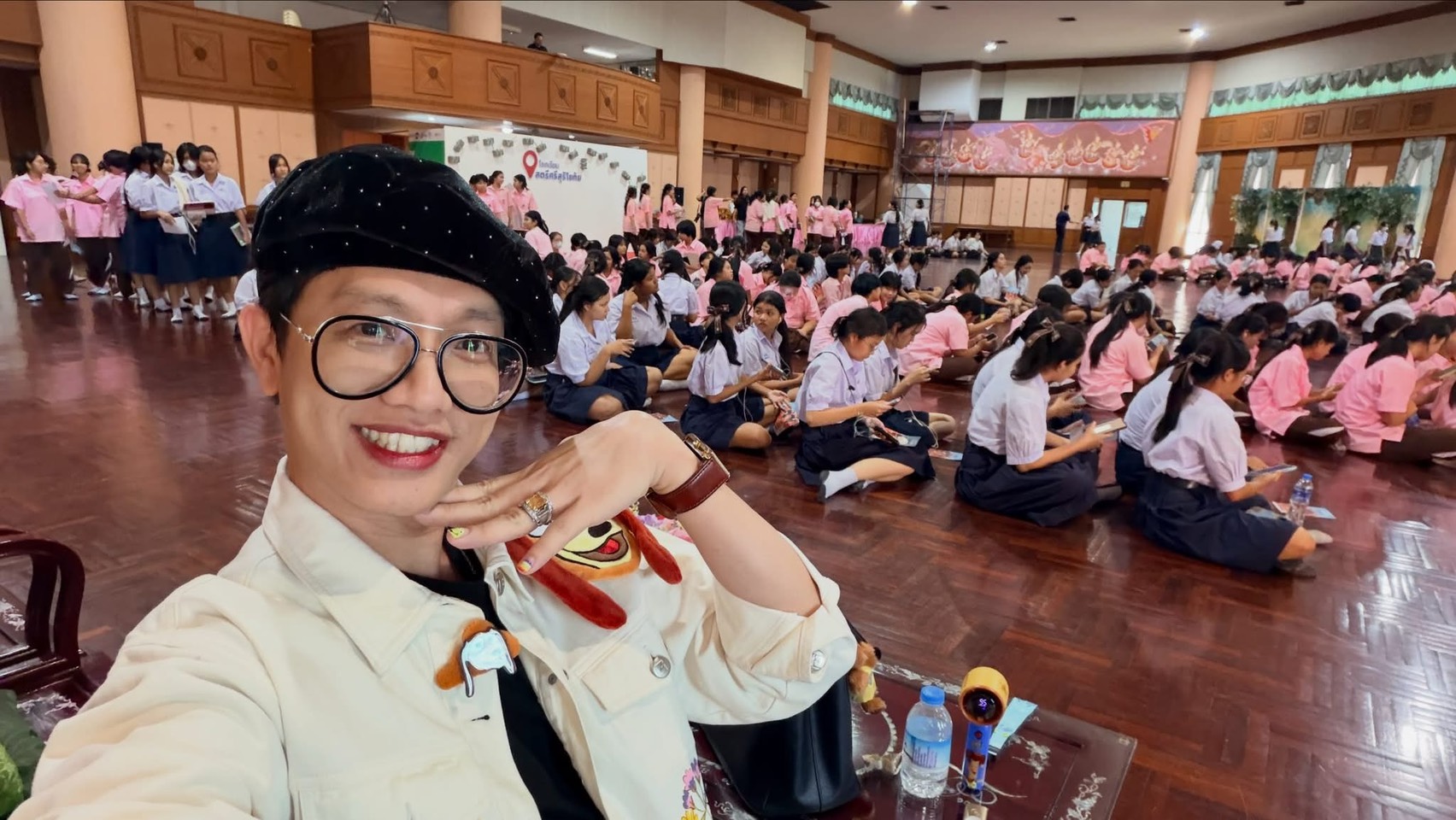ภาพบรรยากาศกิจกรรมติว Road show TCAS ร่วมกับ BEM ณ โรงเรียนสตรีศรีสุริโยทัย โดย “พี่ยู - เดอะเบรน” - 06