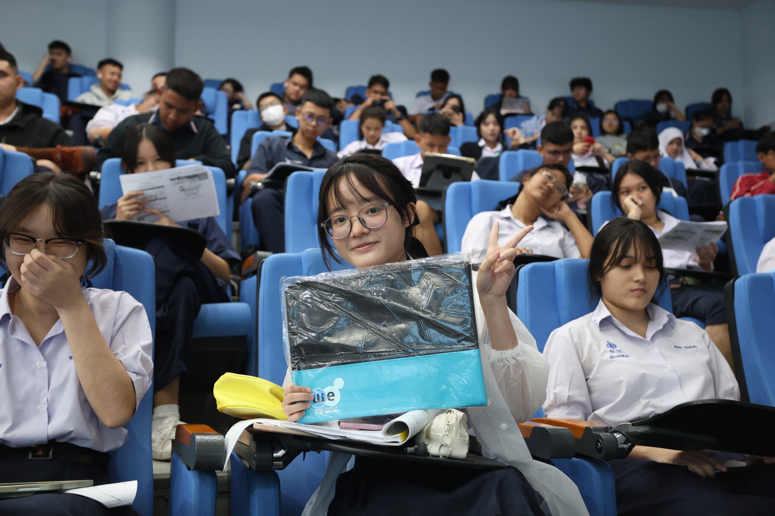 ภาพบรรยากาศกิจกรรมติว Road show TCAS ร่วมกับ BEM ณ โรงเรียนโยธินบูรณะ โดย “พี่ยู - เดอะเบรน” - 03