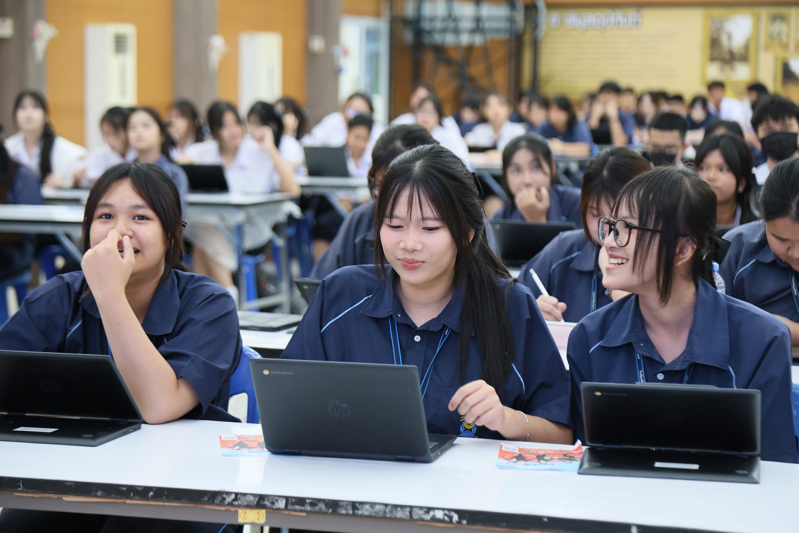 ภาพบรรยากาศกิจกรรมติว Road show TCAS ร่วมกับ BEM ณ โรงเรียนพิบูลอุปถัมภ์ โดย “พี่ยู - เดอะเบรน” - 03