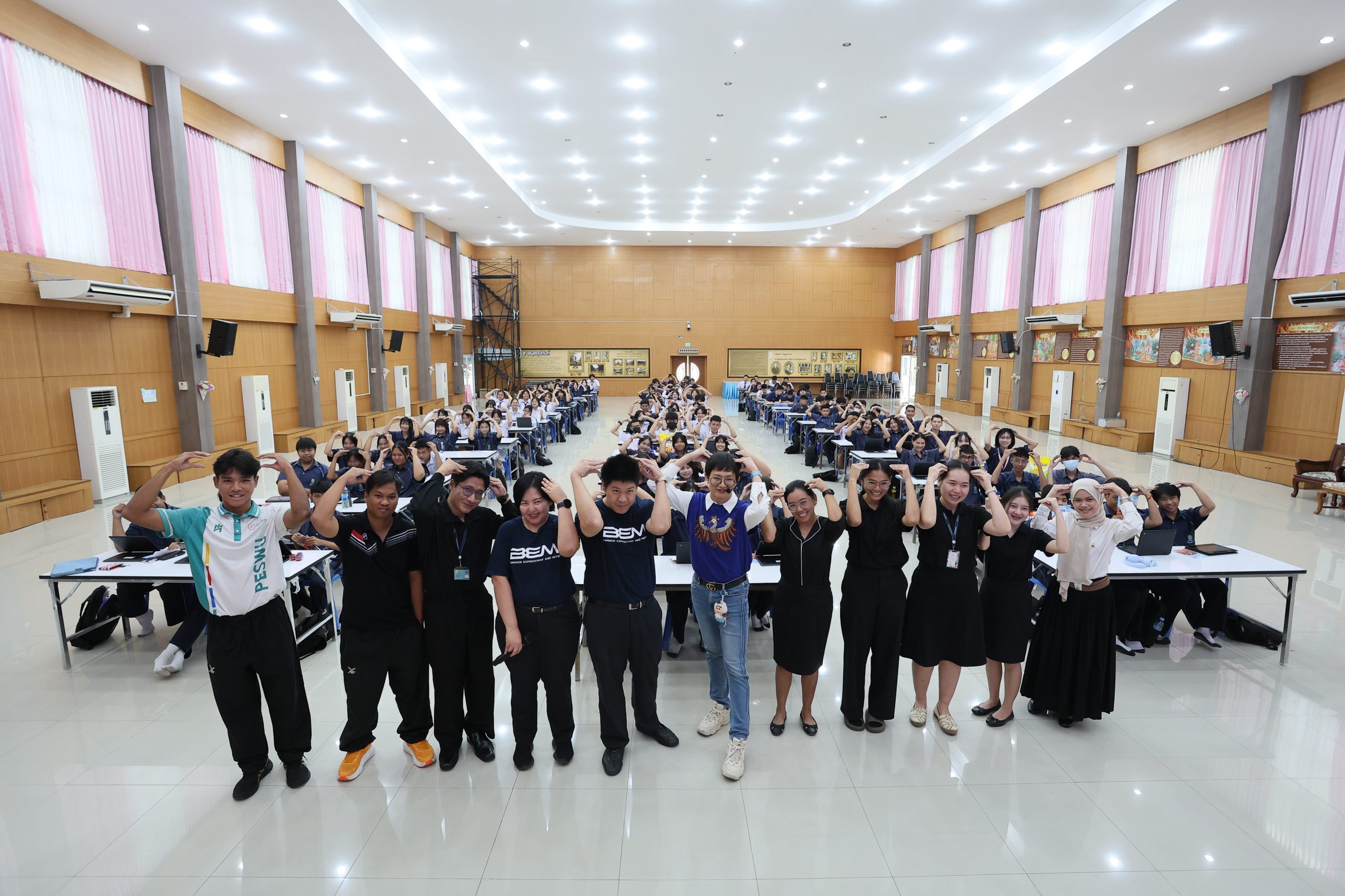 ภาพบรรยากาศกิจกรรมติว Road show TCAS ร่วมกับ BEM ณ โรงเรียนพิบูลอุปถัมภ์ โดย “พี่ยู - เดอะเบรน” - 13
