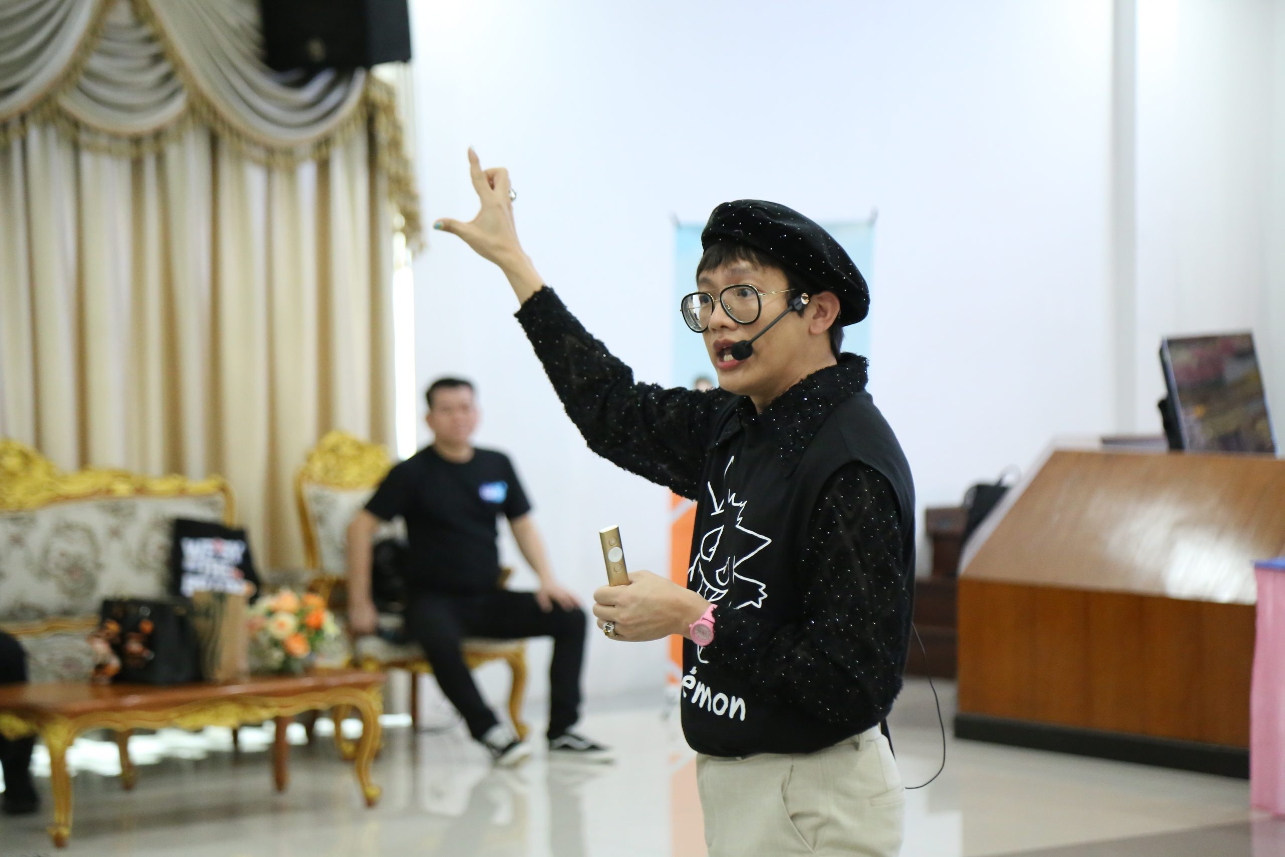 ภาพบรรยากาศกิจกรรมติว Road show TCAS ร่วมกับ BEM ณ โรงเรียนวัดสุทธิวราราม โดย “พี่ยู - เดอะเบรน” - 01